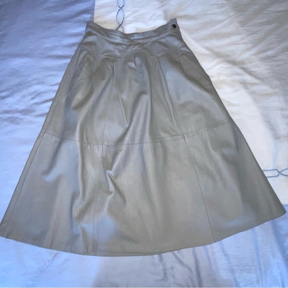 Vintage Gray Faux Leather Midi A-Line Skirt - Picture 2 of 13